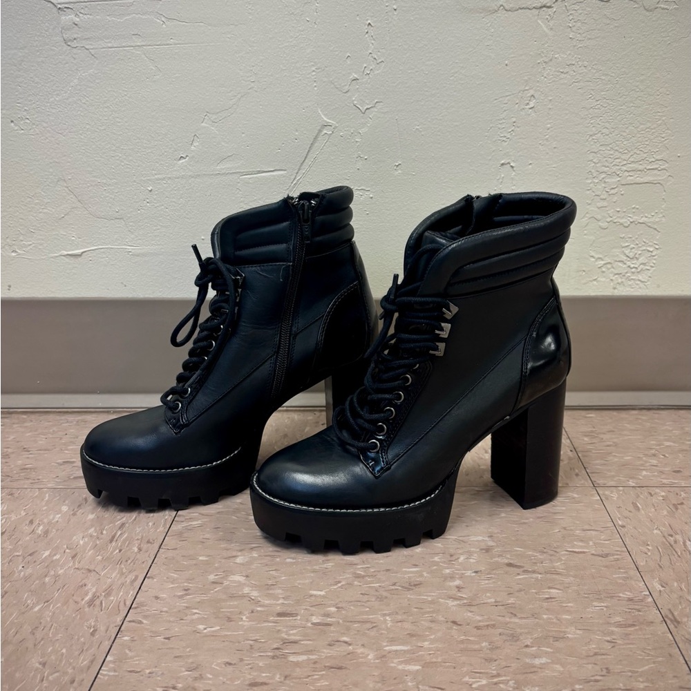 Gianna Bini Black Heeled Platform Boots